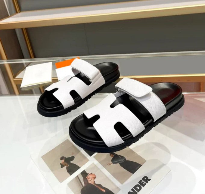 Echoarchiv | Stilvolle Sandalen