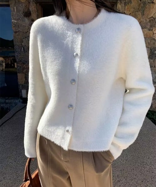Gestrickte Strickjacke mit Knopfleiste – Veloura