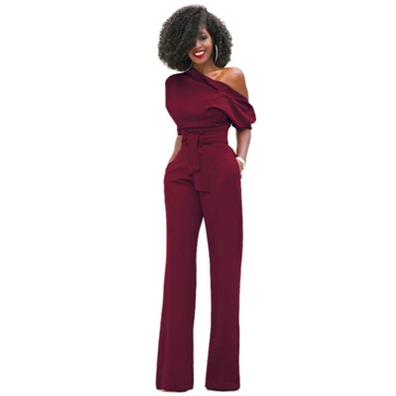 Echoarchiv | Schulterloser, Eleganter Jumpsuit mit Gürtel für Damen