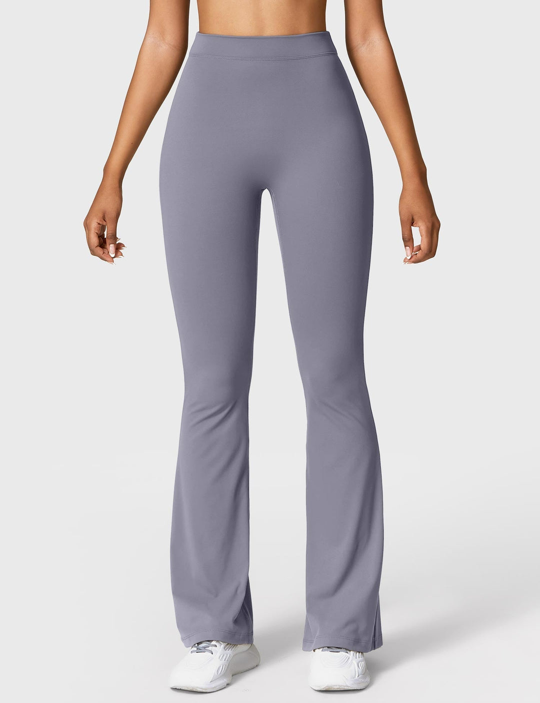 Echoarchiv | Ausgestellte Leggings mit V-Ausschnitt