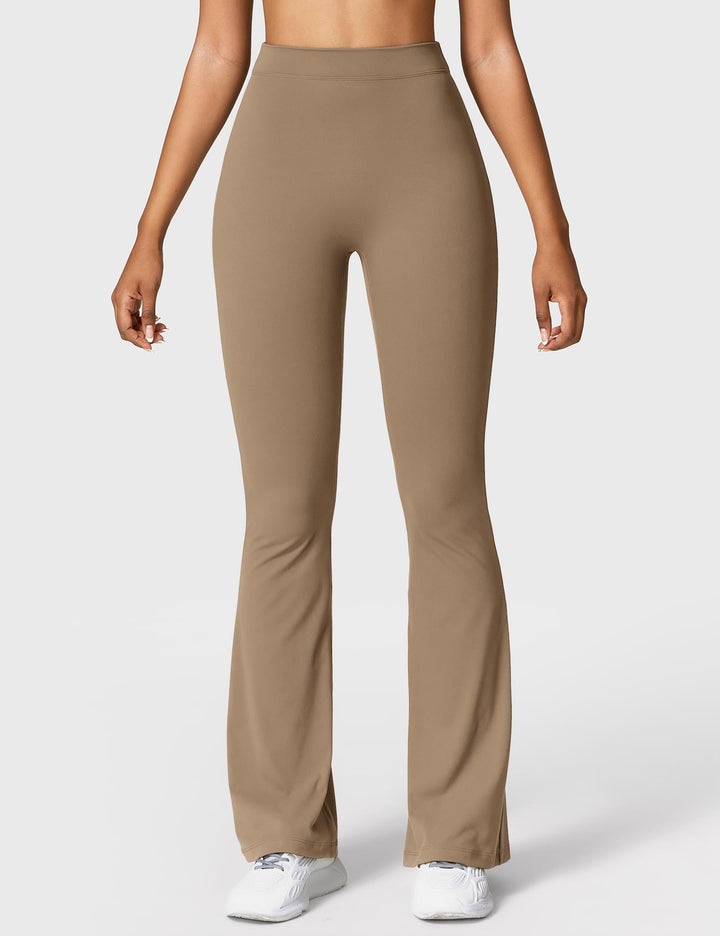 Echoarchiv | Ausgestellte Leggings mit V-Ausschnitt
