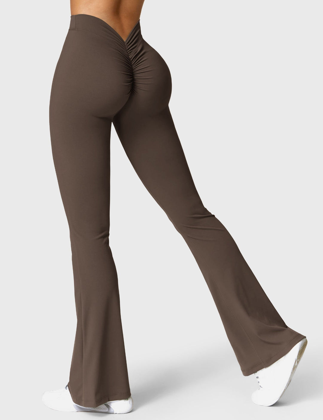Echoarchiv | Ausgestellte Leggings mit V-Ausschnitt