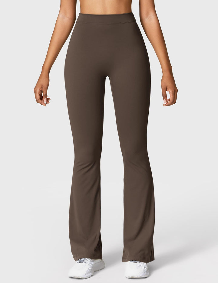 Echoarchiv | Ausgestellte Leggings mit V-Ausschnitt