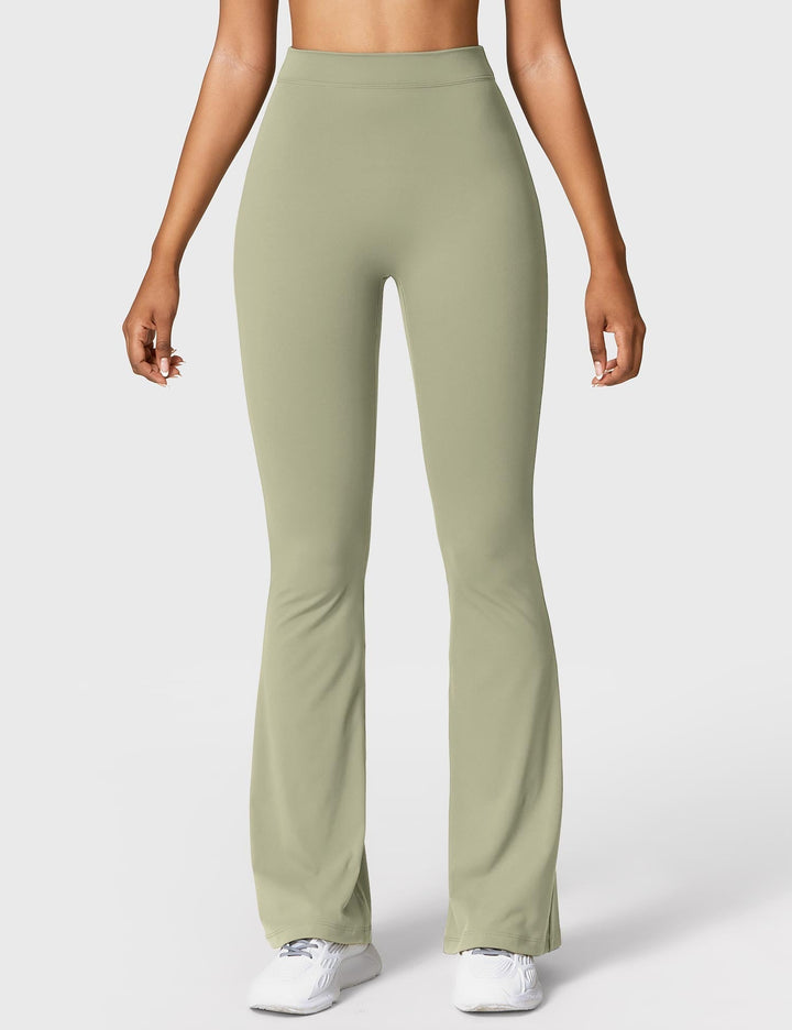 Echoarchiv | Ausgestellte Leggings mit V-Ausschnitt