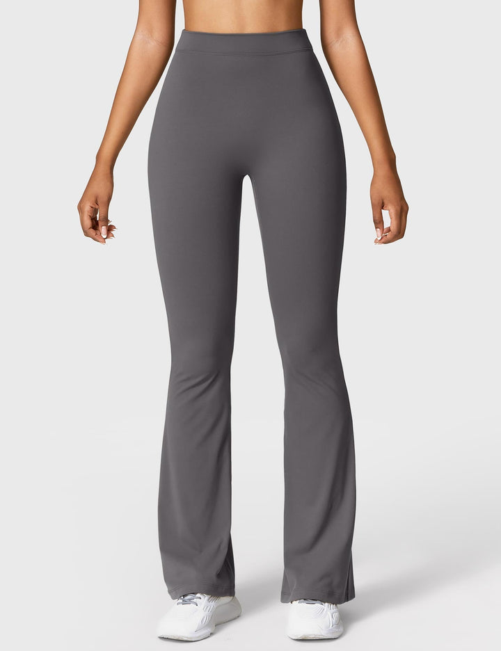 Echoarchiv | Ausgestellte Leggings mit V-Ausschnitt