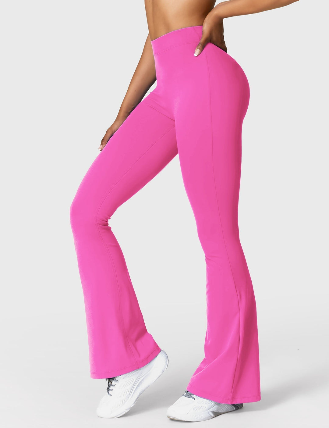 Echoarchiv | Ausgestellte Leggings mit V-Ausschnitt